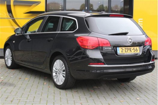 Opel Astra Sports Tourer - 1.4 Turbo Des.Ed. NAVI/AGR STOELEN/ECC/PDC/16INCH/BLUETOOTH/PRIVACY GLASS - 1