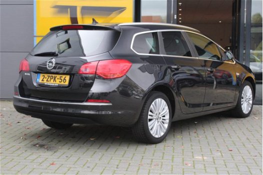 Opel Astra Sports Tourer - 1.4 Turbo Des.Ed. NAVI/AGR STOELEN/ECC/PDC/16INCH/BLUETOOTH/PRIVACY GLASS - 1