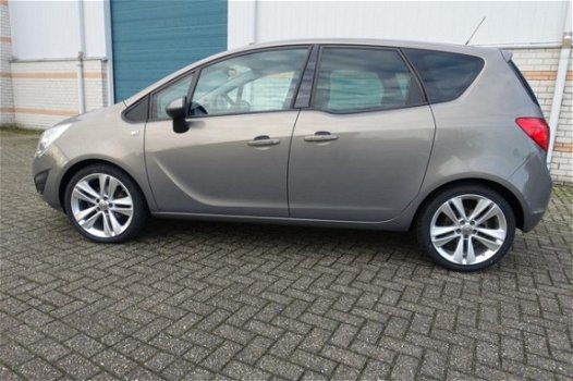 Opel Meriva - 1.4 Cosmo 18