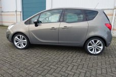 Opel Meriva - 1.4 Cosmo 18" l.m. velgen met nieuwe banden