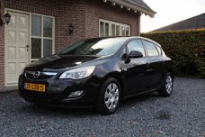 Opel Astra - 1.4 Edition / Zuinig / Airco / Cruise / Trekhaak / Sportstoelen / APK 8-20 / NAP
