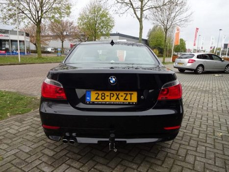 BMW 5-serie - 520i Executive | cruise | airco| Navigatie |sensoren | - 1