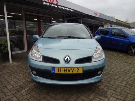 Renault Clio - 1.2 TCE Collection airco | cruise | el ramen | - 1