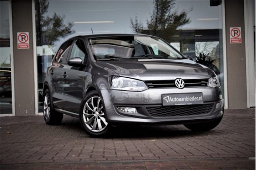 Volkswagen Polo - 1.2 Comfortline / PDC / Navigatie / Climate c - 1