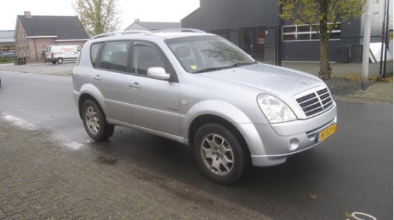 SsangYong Rexton - 1