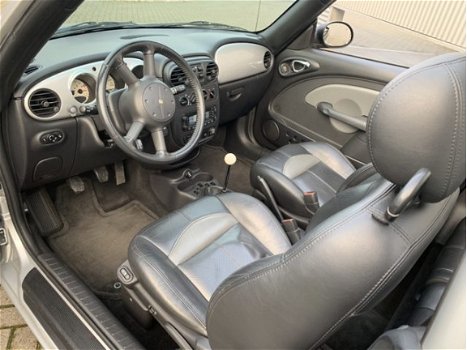 Chrysler PT Cruiser Cabrio - 2.4i Touring Airco/Leder/Navigatie/Nette staat - 1
