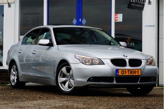 BMW 5-serie - 523i Executive AUT*Schuifdak*Navi*Leder*Historie - 1