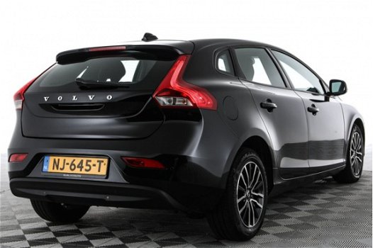 Volvo V40 - 2.0 D2 Nordic+ 1e Eigenaar Full Led | NAVI -A.S. ZONDAG OPEN - 1