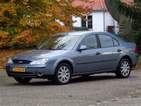 Ford Mondeo - 1.8-16V Collection APK/AiRCO/RIJD SUPER GOED - 1
