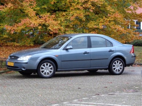 Ford Mondeo - 1.8-16V Collection APK/AiRCO/RIJD SUPER GOED - 1