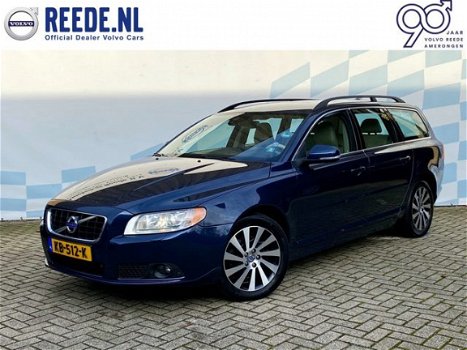 Volvo V70 - D5 AWD Geartronic Summum Summum Plus Line - 1