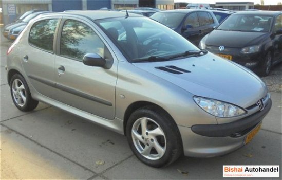 Peugeot 206 - XT 1.4 - 1