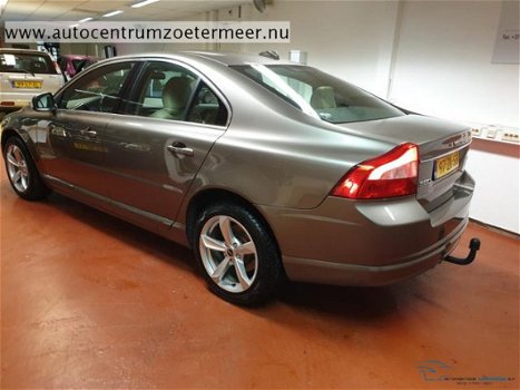 Volvo S80 - 2.0 Momentum - 1