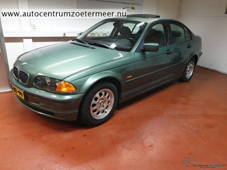 BMW 3-serie - 318i Executive - 1