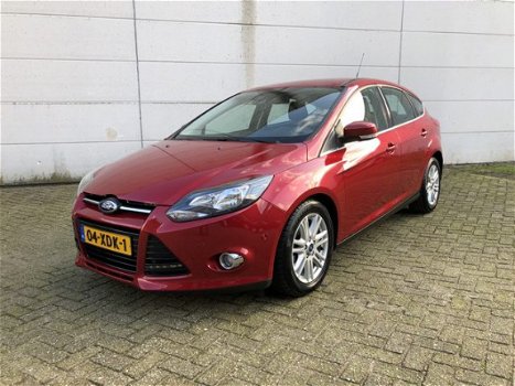 Ford Focus - 1.0 EcoBoost Titanium, Navi, Pdc V&A, Trekhaak, Prijs Rijklaar - 1