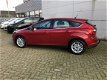 Ford Focus - 1.0 EcoBoost Titanium, Navi, Pdc V&A, Trekhaak, Prijs Rijklaar - 1 - Thumbnail