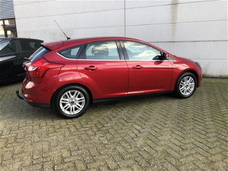 Ford Focus - 1.0 EcoBoost Titanium, Navi, Pdc V&A, Trekhaak, Prijs Rijklaar - 1