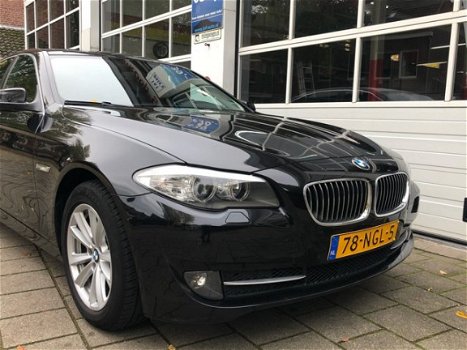 BMW 5-serie - 528i Executive Leder Navi 114.291 Km N.A.P - 1