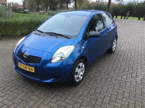 Toyota Yaris - 1.0 12V VVT-I LINEA TERRA - 1