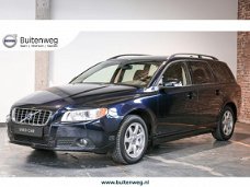 Volvo V70 - 2.5T Automaat Classic Edition