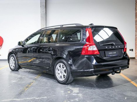 Volvo V70 - 2.5T Automaat Classic Edition - 1