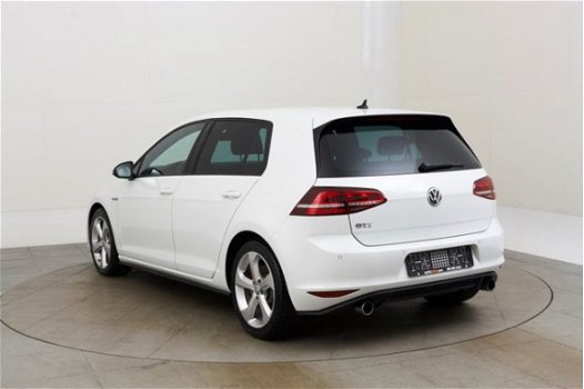 Volkswagen Golf - 2.0 TSI GTI Bluemotion Tech 220PK VP04426 | Automaat | Xenon | LED | Navi | Climat - 1