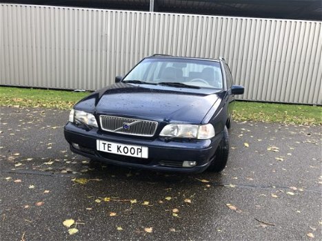 Volvo V70 - 2.4 Europa - 1