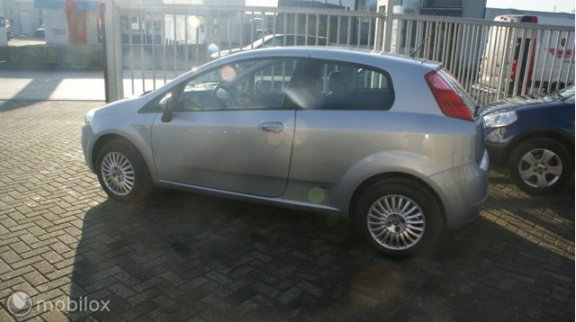 Fiat Grande Punto - 1.4 Dynamic - 1