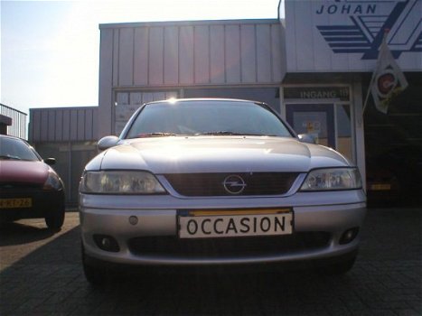 Opel Vectra - -B-CC X2.0DTL - 1