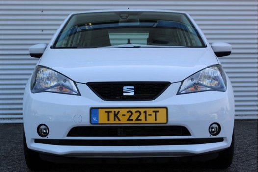 Seat Mii - 1.0 60PK Style Intense Navi / Airco / Bluetooth - 1