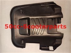 Onderspoiler Kymco New Dink 50613-Lea5-E00 Gebruikt