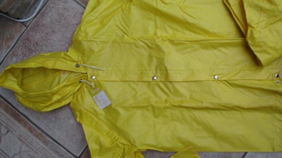 nieuw licht - geel regenpak maat 44 zware kwaliteit - 2