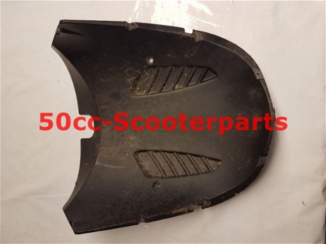 Onderspoiler Voorspatbord Kymco Super 8 64400-Lej2-E1000-It Gebruikt - 1