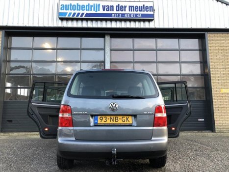 Volkswagen Touran - 1.6-16V FSI zeer mooie staat - 1