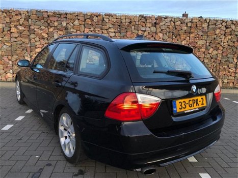 BMW 3-serie Touring - 320i High Executive - 1