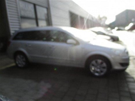 Opel Astra Wagon - 1.6 Executive - 1