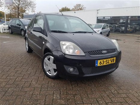 Ford Fiesta - 1.4-16V Futura Airco - 1