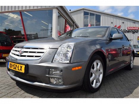 Cadillac STS - 3.6 V6 Launch Edition Leer | PDC |LMV | Navi | Radio/CD - 1