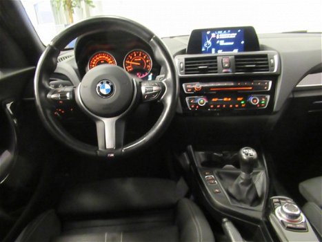 BMW 1-serie - (f20) 116i Sport (Led/Navi/ECC/PDC/St.Verwarming) - 1