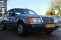 Mercedes-Benz 230 - (W124) E / NL auto / Becker / 1986 / Apk: 12-2020 - 1 - Thumbnail