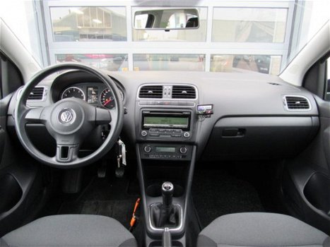 Volkswagen Polo - 1.4-16V Comfortline Climate Control Trekhaak Cruise Control NL Auto NAP - 1