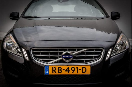 Volvo V60 - 2.0 D3 Kinetic Navi | Clima | Cruise | PDC | 16'' LMV | Nette Goed Onderhouden Auto - 1