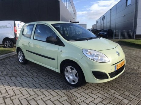 Renault Twingo - 1.2 Acces AIRCO/APK MEI 2020 - 1