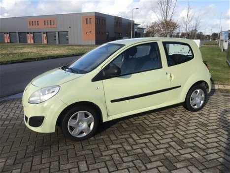 Renault Twingo - 1.2 Acces AIRCO/APK MEI 2020 - 1