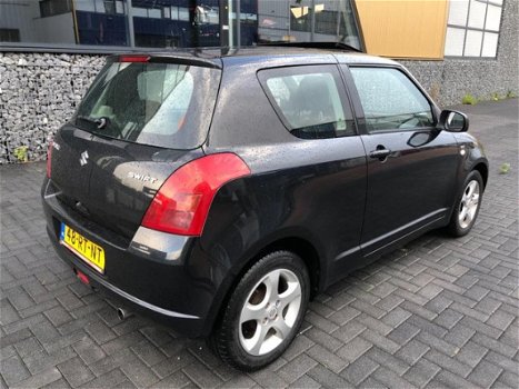 Suzuki Swift - 1.5 Exclusive Schuifdak + Airco + Keyless Go 147.261 km's NAP - 1