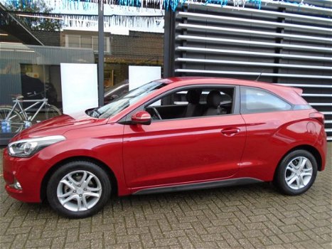 Hyundai i20 Coupé - 1.2 HP i-Motion Comfort - 1