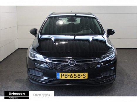 Opel Astra Sports Tourer - 1.0 Online Edition (Navigatie - Achteruitrijcamera - Cruise Control) - 1