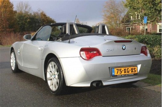 BMW Z4 Roadster - 2.0i 150pk Anniversary airco/leer/lm velgen NL auto - 1