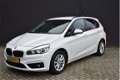 BMW 2-serie Active Tourer - 218IA EXECUTIVE SPORTLINE /Sportstoelen/Navi/PDC/Electr stoelen/Trekhaak - 1 - Thumbnail