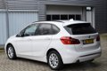 BMW 2-serie Active Tourer - 218IA EXECUTIVE SPORTLINE /Sportstoelen/Navi/PDC/Electr stoelen/Trekhaak - 1 - Thumbnail